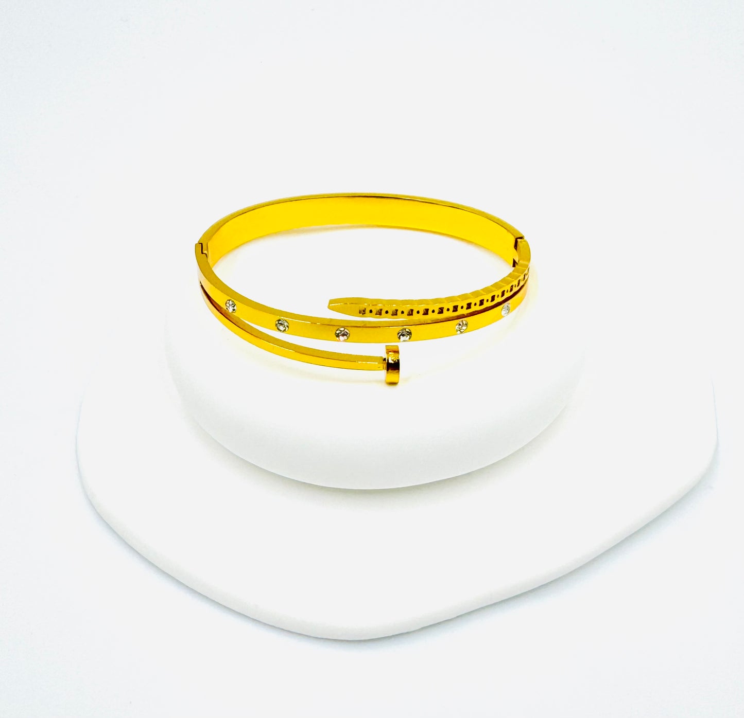 Crystal Nail-Inspired Bangle – 18K Gold Plated, Non-Tarnish & Hypoallergenic