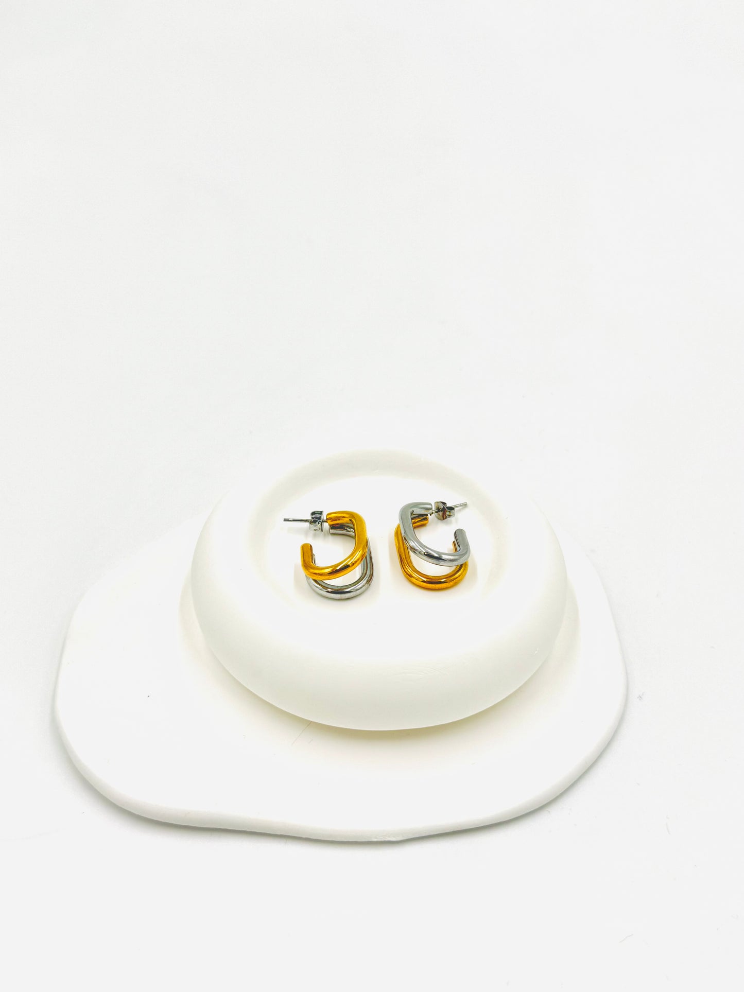 Two-Tone Hoop Earrings – 18K Gold & Silver Plated | Waterproof & Hypoallergenic