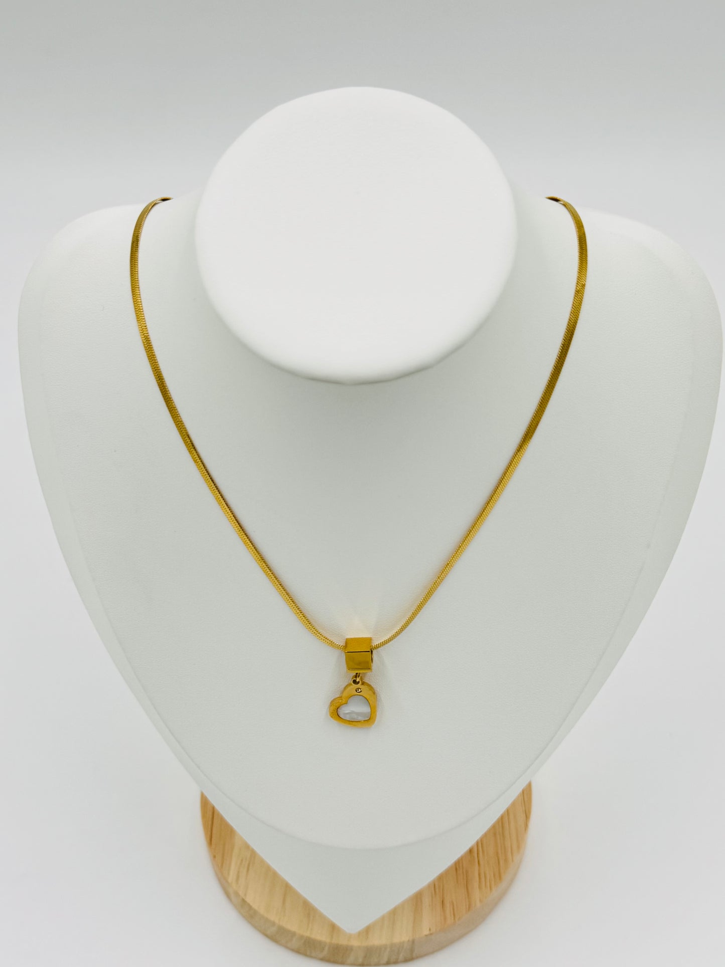 Minimalist Heart Pendant Necklace โ 18K Gold Plated