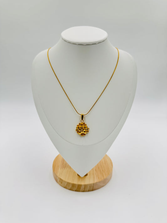 Elegant Floral Pendant Necklace | Non-Tarnish, Hypoallergenic Jewelry
