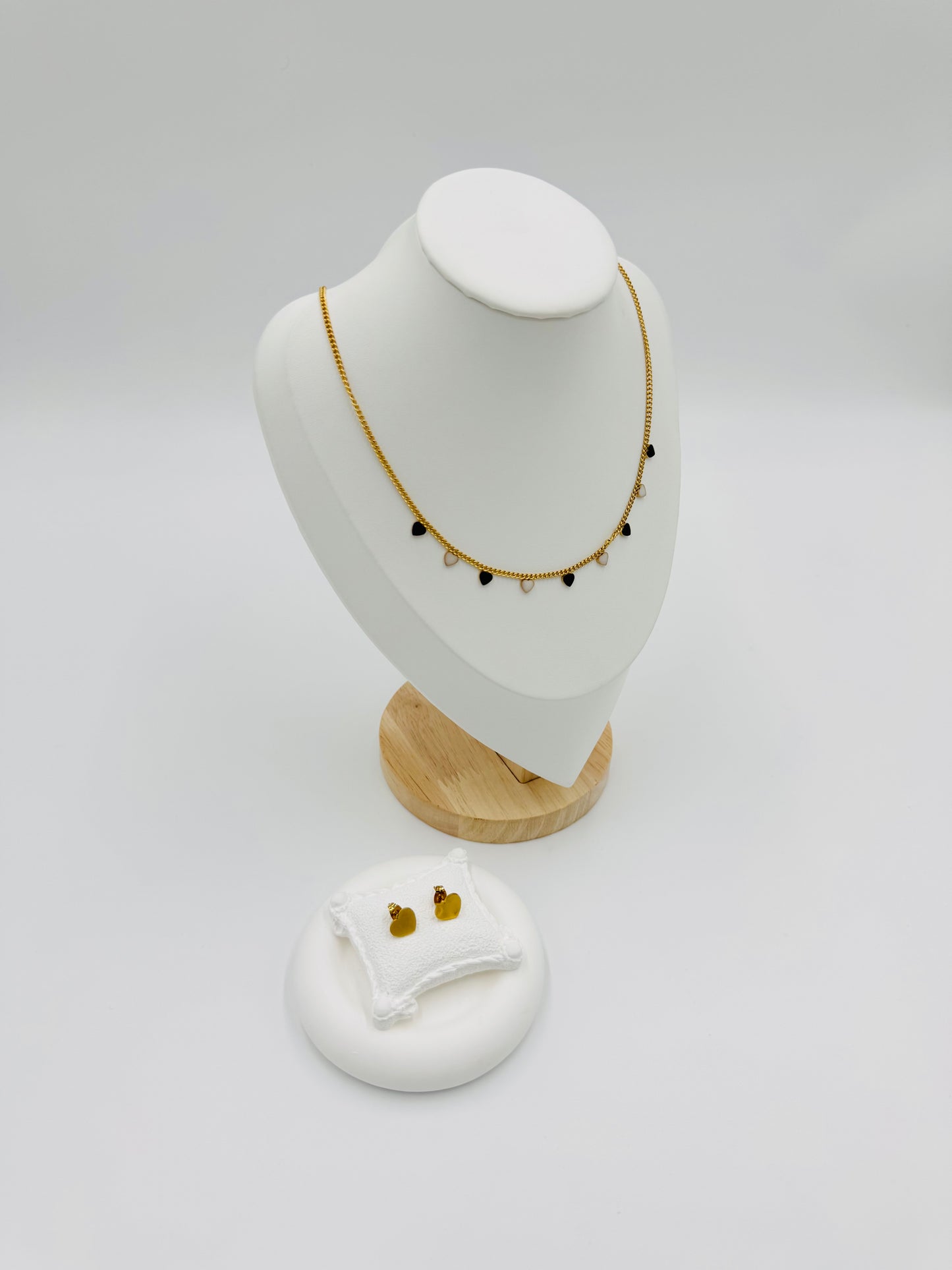Chic Heart Charm Necklace & Stud Earrings Set – Non-Tarnish, Hypoallergenic