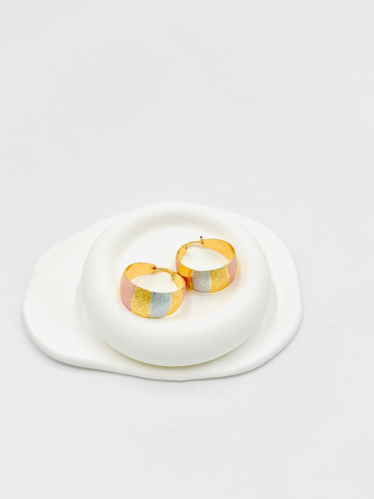 Tri-Tone Textured Stripe Hoop Earrings – 18K Gold Plated, Hypoallergenic